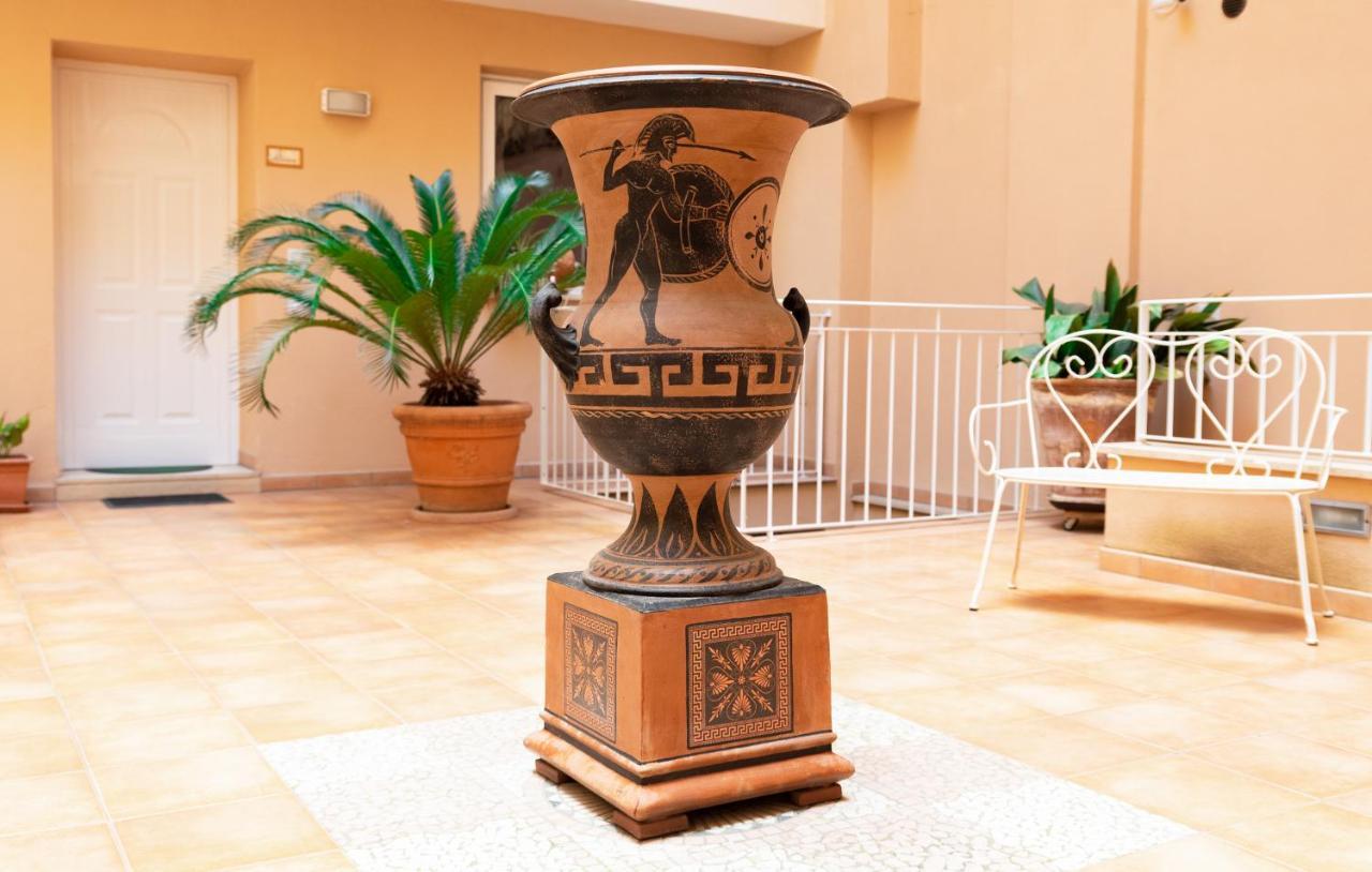 Apartament Il Cortile Delle Esperidi Lecce Zewnętrze zdjęcie