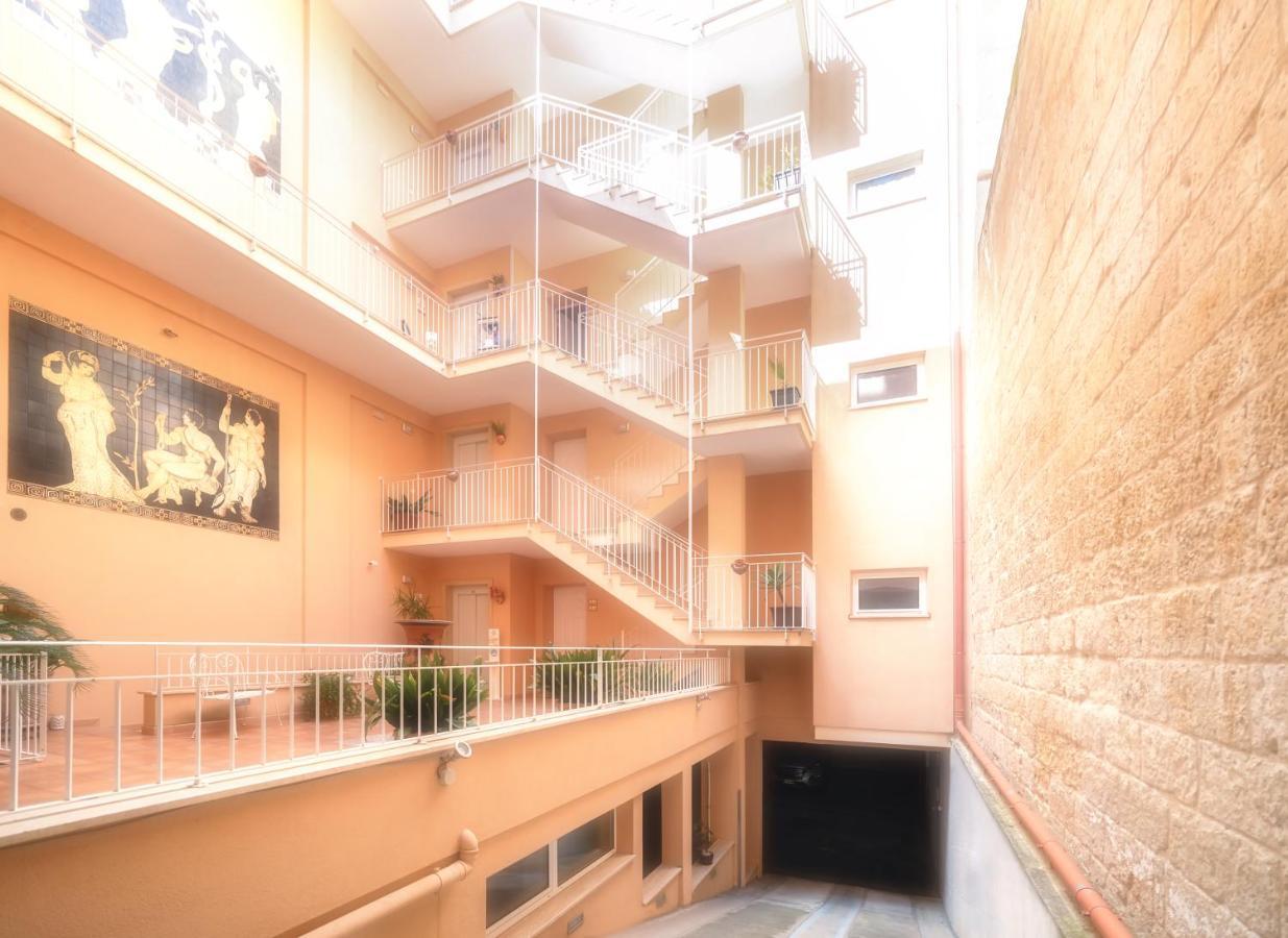 Apartament Il Cortile Delle Esperidi Lecce Zewnętrze zdjęcie