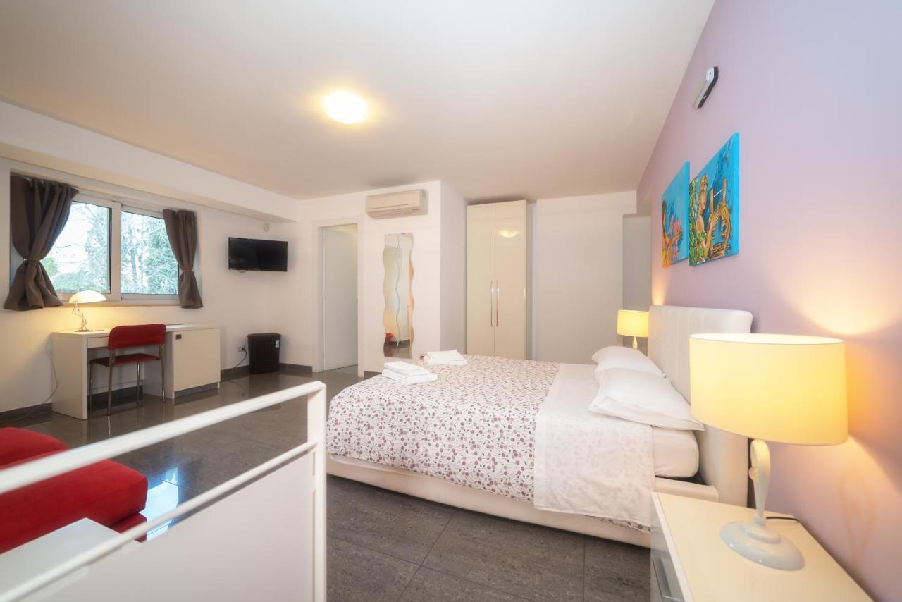 Apartament Il Cortile Delle Esperidi Lecce Zewnętrze zdjęcie