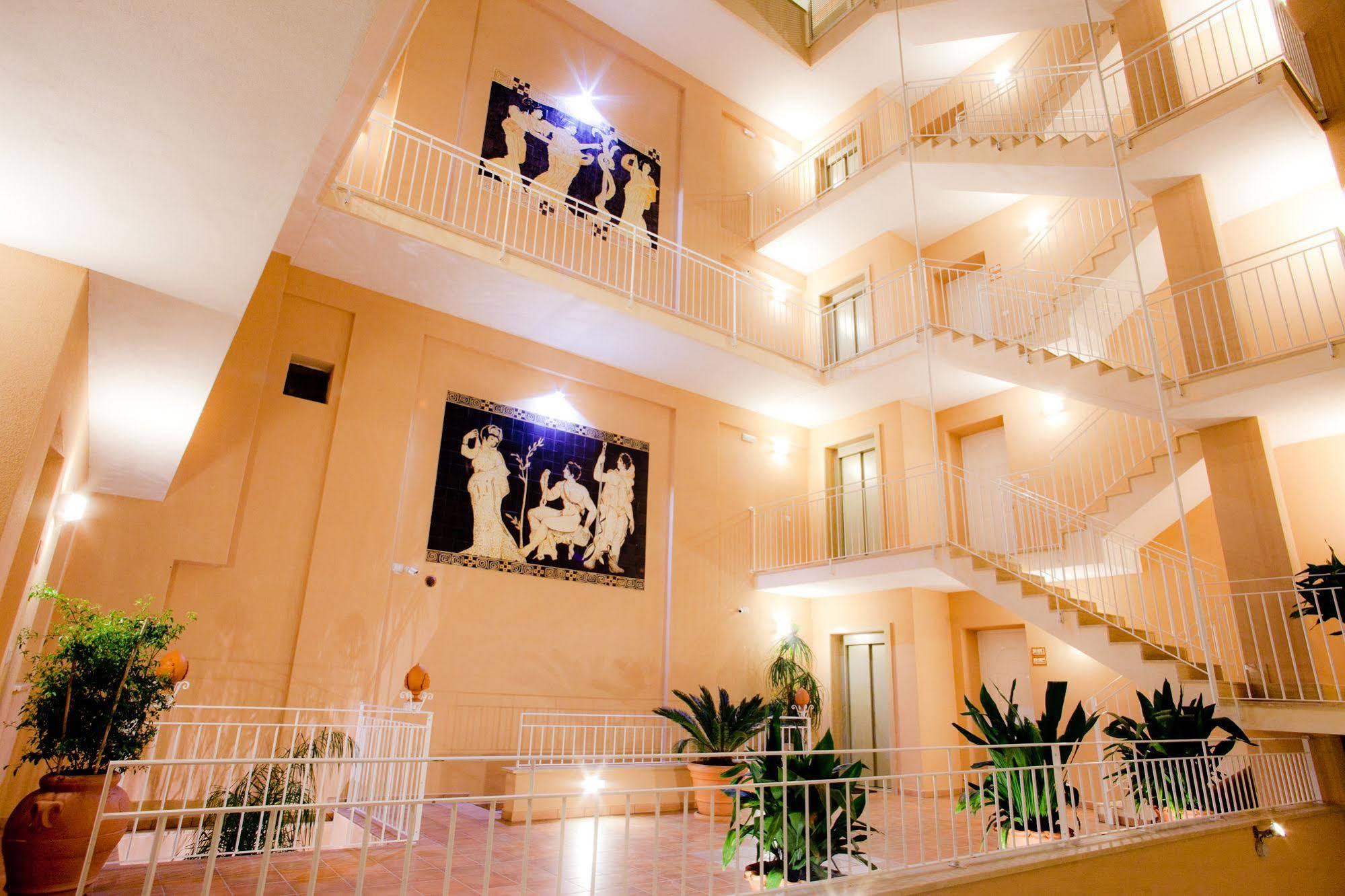Apartament Il Cortile Delle Esperidi Lecce Zewnętrze zdjęcie